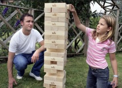 C889CA01 E7A7 409B 9F4D BE36C3E5FF96 1675208461 Giant Jenga