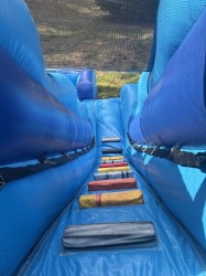 79451565460 D725C9CF 10A6 4C3D 8872 3D9F2C94D11D 1776366521 15ft Aqua Rush